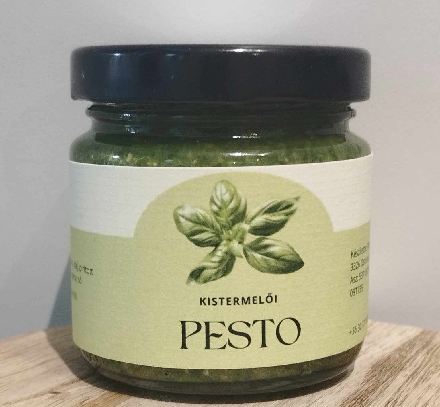 Bazsalikom pesto